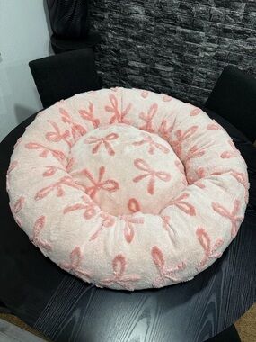 BEDSURE MEDIUM SIZE BEAUTIFUL PINK BOWS PET BED 💖🎀🐾